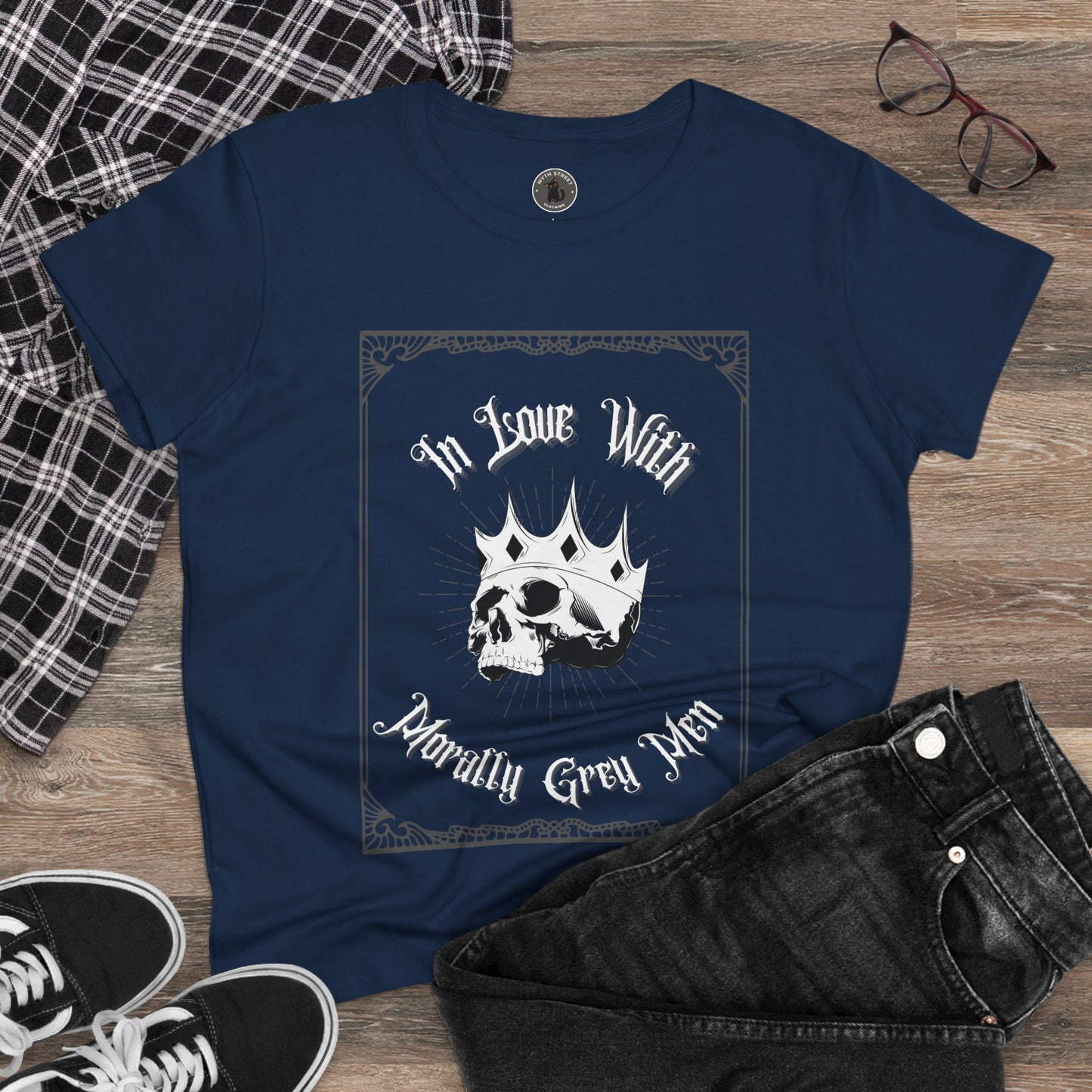 In Love with Morally Grey Men - Dark Romance Novel Cotton Bookworm Shirt for Women